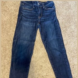 American Eagle Outfitter dark wash skinny jeans